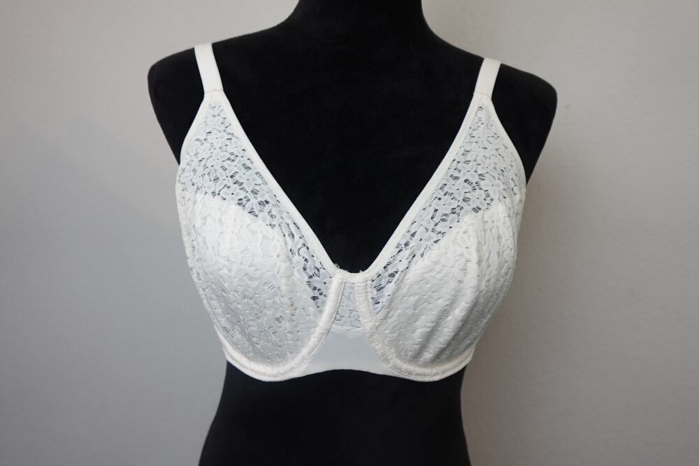 Chantelle Norah White Molded Bra size 34DDD